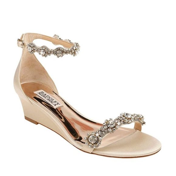Badgley Mischka Size 8 Zion Ivory Satin Jeweled Low Wedges Dress Sandals Shoes